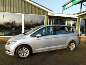 Volkswagen Touran thumbnail 11