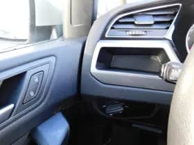 Volkswagen Touran thumbnail 19