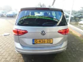 Volkswagen Touran thumbnail 43