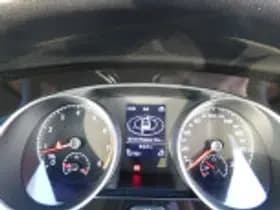 Volkswagen Touran thumbnail 45