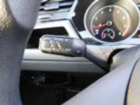 Volkswagen Touran thumbnail 46