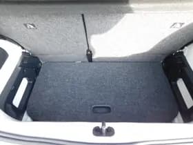 Volkswagen Up thumbnail 23