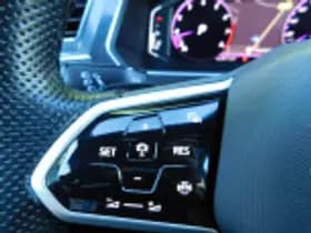 Volkswagen Tiguan thumbnail 54