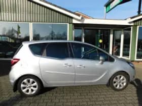 Opel Meriva thumbnail 4