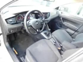 Volkswagen Polo thumbnail 37