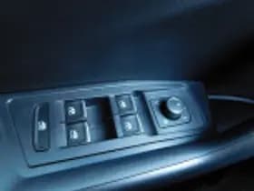 Volkswagen T-roc thumbnail 53