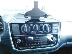 Volkswagen Up thumbnail 19