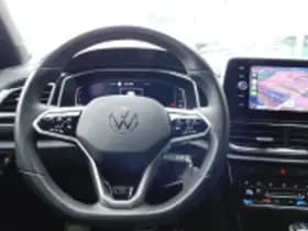 Volkswagen T-roc thumbnail 3