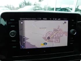 Volkswagen T-roc thumbnail 23