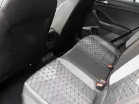 Volkswagen T-roc thumbnail 26