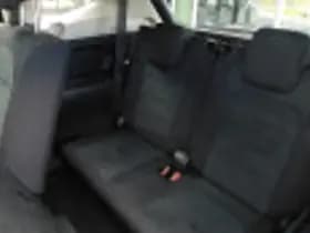 Volkswagen Tiguan thumbnail 75