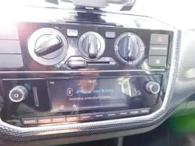 Volkswagen Up thumbnail 14