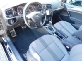 Volkswagen Golf thumbnail 41