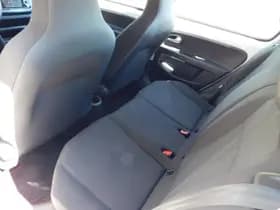 Volkswagen Up thumbnail 23