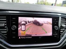 Volkswagen T-Roc thumbnail 25