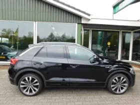 Volkswagen T-Roc thumbnail 4