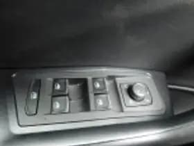 Volkswagen T-Roc thumbnail 51