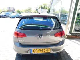 Volkswagen Golf thumbnail 16