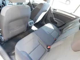 Volkswagen Golf thumbnail 31