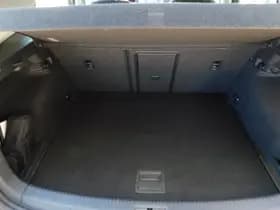 Volkswagen Golf thumbnail 32