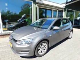 Volkswagen Golf thumbnail 6