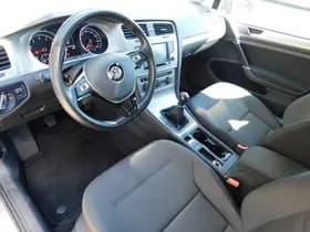 Volkswagen Golf thumbnail 77