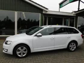 Škoda Octavia thumbnail 5
