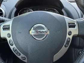 Nissan Qashqai thumbnail 11