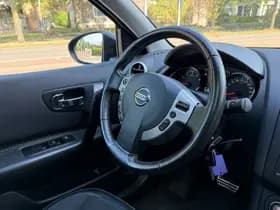 Nissan Qashqai thumbnail 9