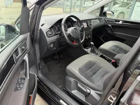 Volkswagen Golf thumbnail 11