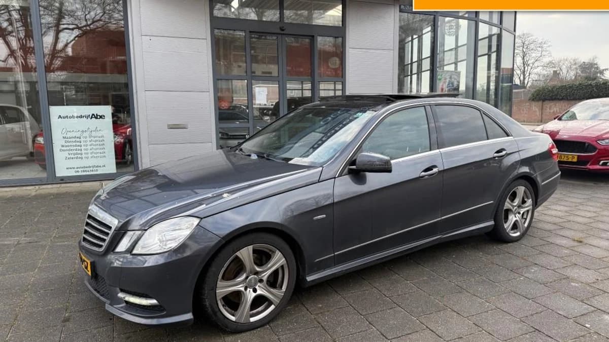 Mercedes-Benz E-Klasse — foto 1