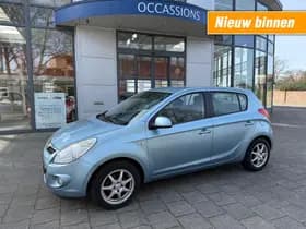 Hyundai i20 thumbnail 1
