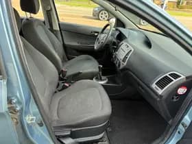Hyundai i20 thumbnail 10