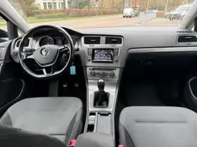 Volkswagen Golf thumbnail 6