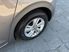 Volkswagen Polo thumbnail 16