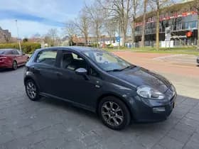 Fiat Punto thumbnail 3