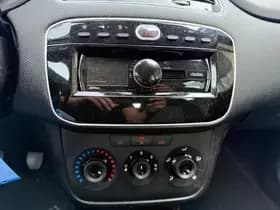 Fiat Punto thumbnail 7