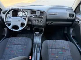 Volkswagen Golf thumbnail 5