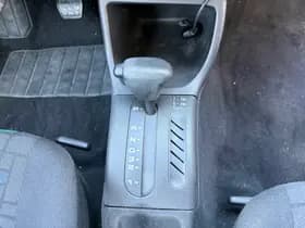 Volkswagen Golf thumbnail 6