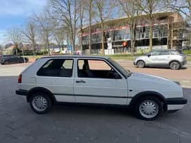 Volkswagen Golf thumbnail 4