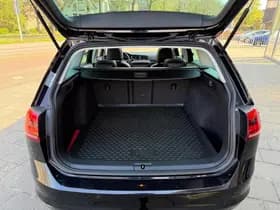 Volkswagen Golf thumbnail 18