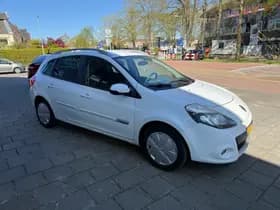 Renault Clio thumbnail 2