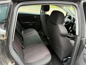 SEAT Leon thumbnail 11