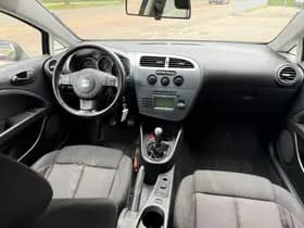 SEAT Leon thumbnail 5