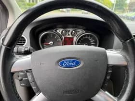 Ford Focus thumbnail 8