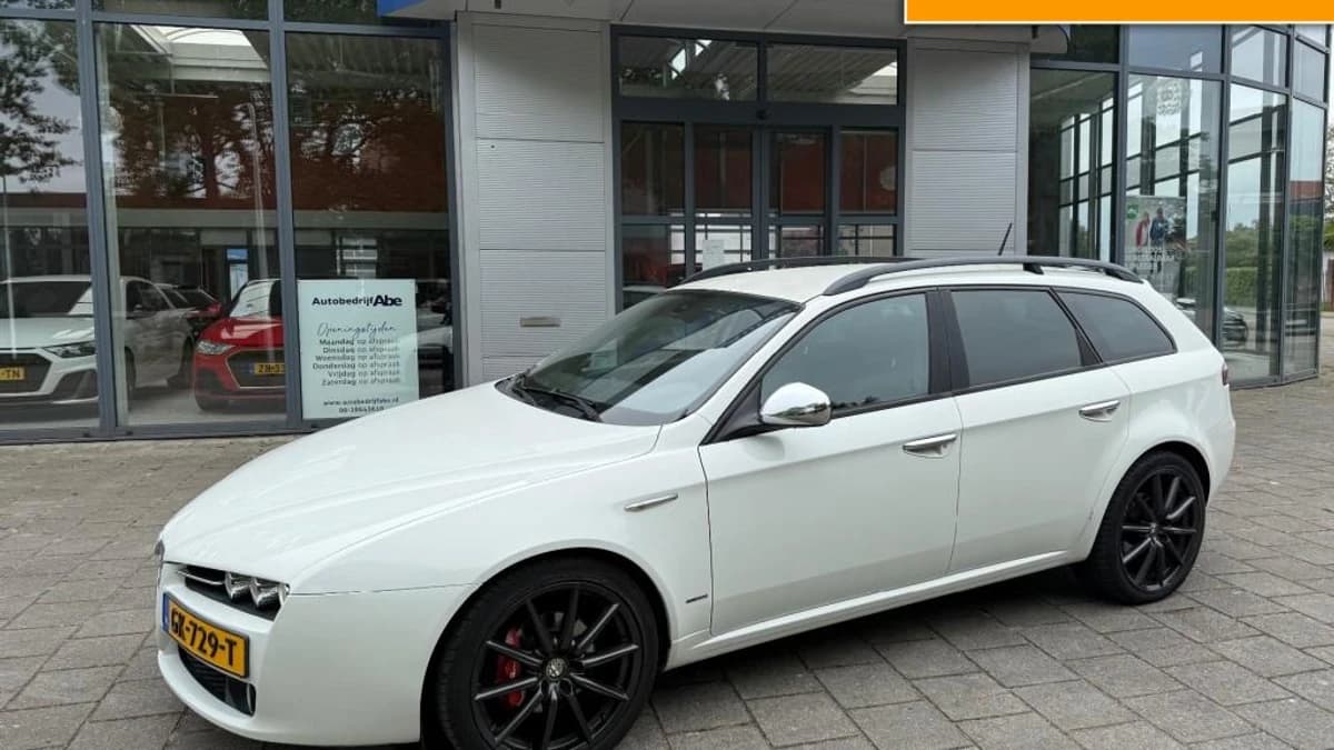 Alfa Romeo 159 — foto 1