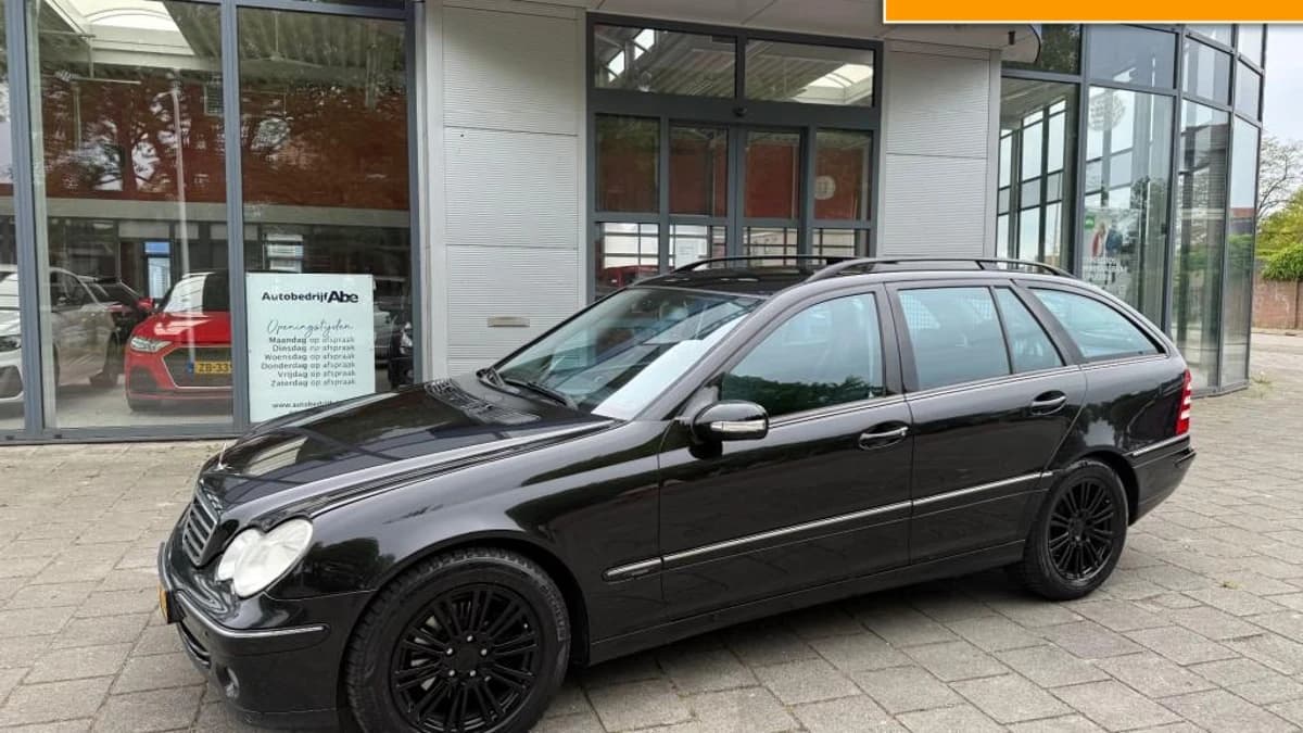 Mercedes-Benz C-Klasse — foto 1