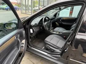Mercedes-Benz C-Klasse thumbnail 15