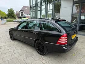 Mercedes-Benz C-Klasse thumbnail 16