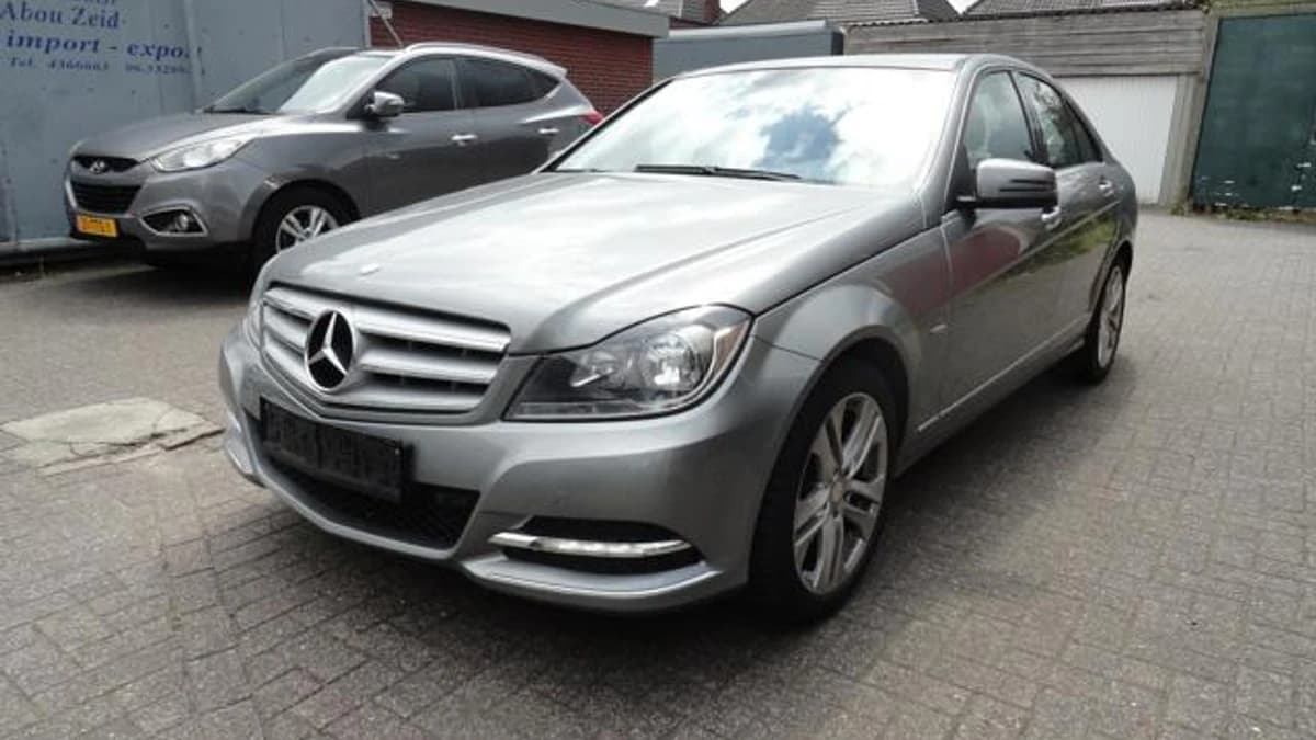 Mercedes-Benz C-Klasse — foto 1